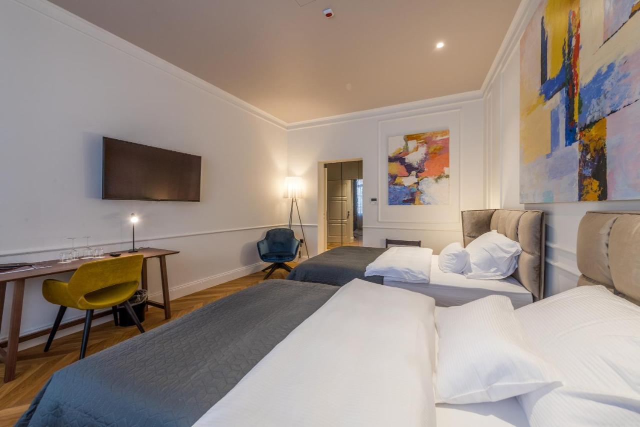 Boutique Hotel Tvrda Osijek Exterior photo